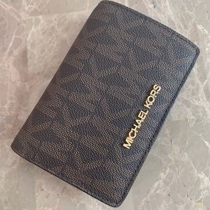 MK wallet